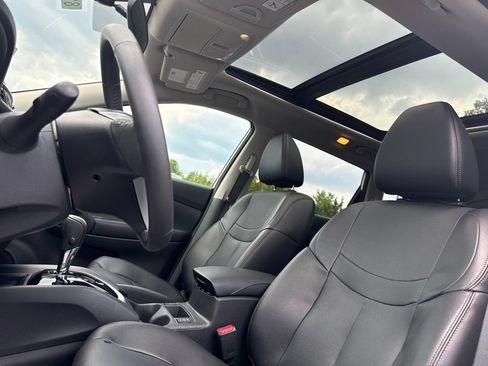 Used 2016 Nissan Rogue SL w/ SL Premium Package AWD/4WD image 18