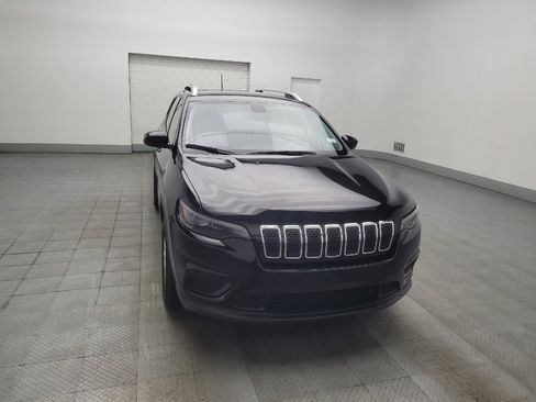 Used 2020 Jeep Cherokee Latitude FWD image 14