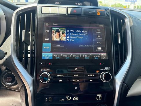Used 2022 Subaru Ascent Touring AWD/4WD image 22