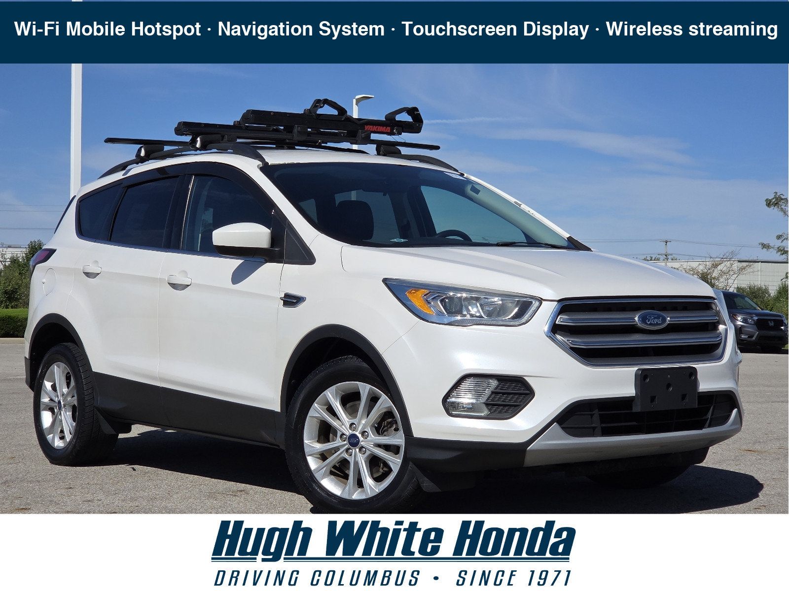 Used 2017 Ford Escape SE w/ SE Leather Comfort Package AWD/4WD image 1