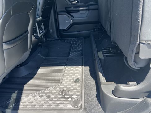 Used 2025 RAM 1500 Rebel w/ G/T Package image 18