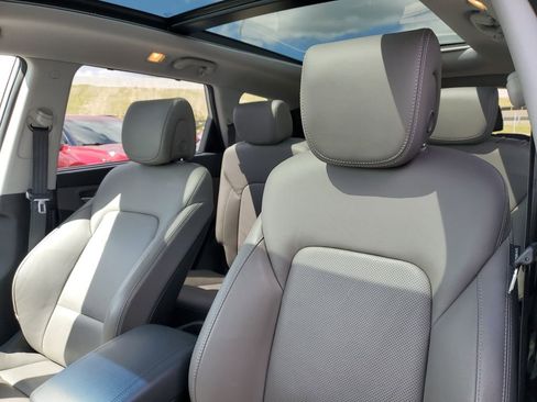 Used 2018 Hyundai Santa Fe Limited AWD/4WD image 13