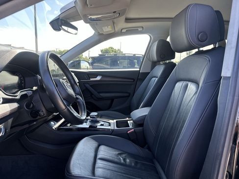 Used 2021 Audi Q5 2.0T Premium Plus w/ Premium Plus Package AWD/4WD image 13