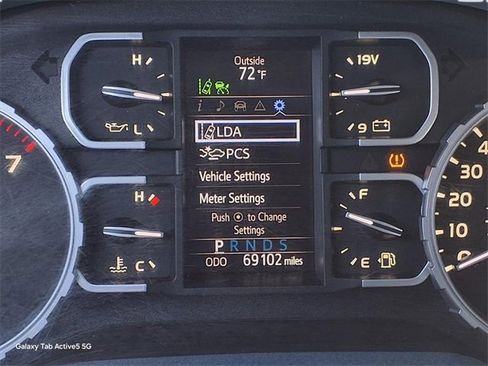 Used 2020 Toyota Tundra SR5 w/ SR5 Upgrade Package image 23