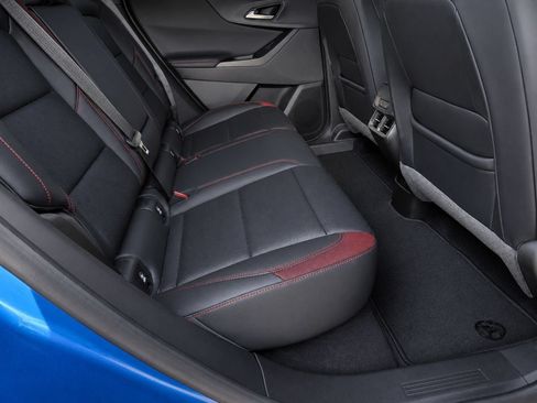 Certified 2025 Chevrolet Equinox RS w/ Safety and Technology Package FWD image 41