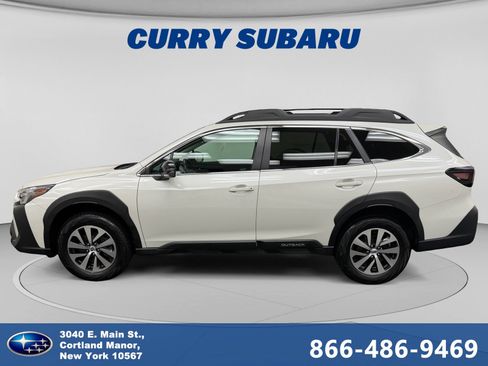 Used 2024 Subaru Outback Premium AWD/4WD image 2