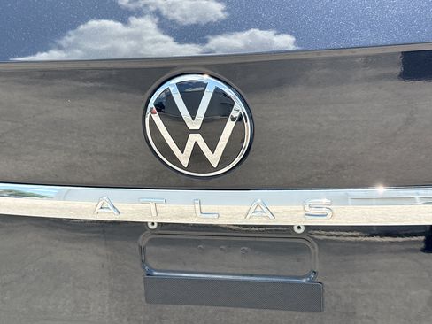 Used 2023 Volkswagen Atlas SE FWD image 10