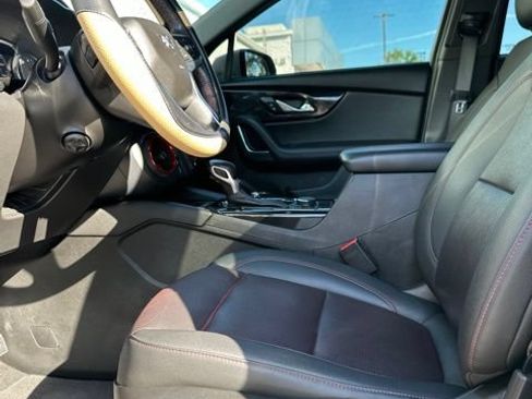 Used 2021 Chevrolet Blazer RS w/ Enhanced Convenience Package FWD image 11