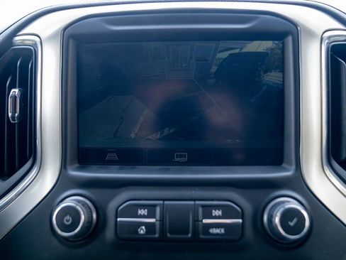 Used 2021 Chevrolet Silverado 1500 LT Trail Boss w/ Convenience Package II image 23