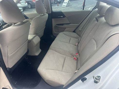 Used 2017 Honda Accord LX image 11