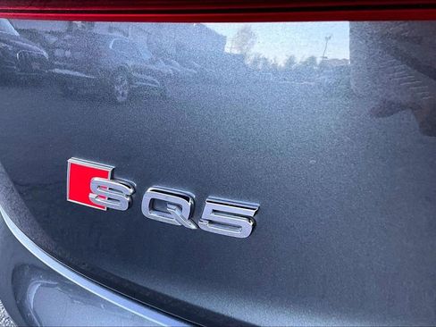 Used 2018 Audi SQ5 Premium Plus AWD/4WD image 24