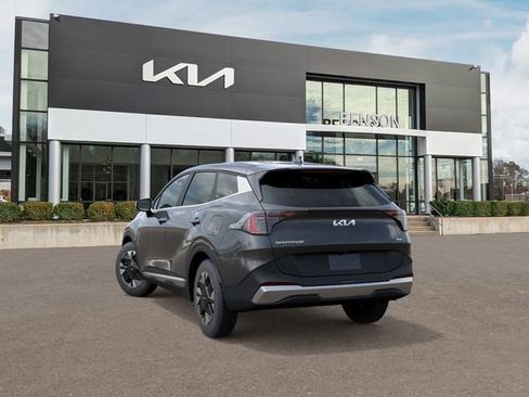 New 2026 Kia Sportage LX FWD image 5