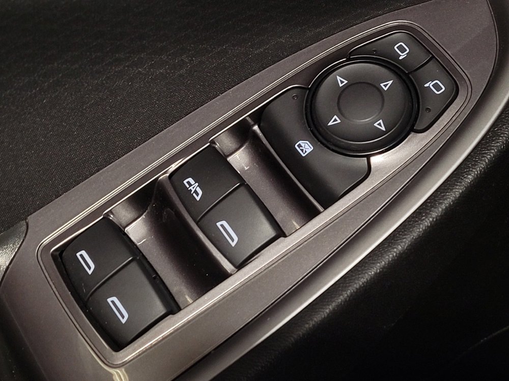 Used 2022 Chevrolet Malibu LT FWD image 27