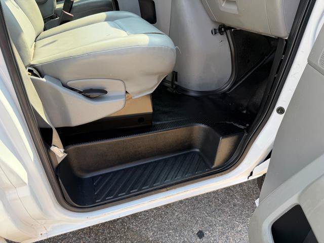 Used 2017 Ford E-450 and Econoline 450 Super Duty w/ Power Windows & Locks Group RWD image 12