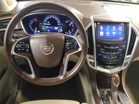 Used 2015 Cadillac SRX Luxury image 22