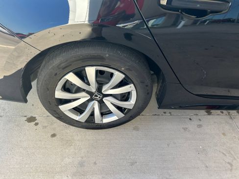 Used 2025 Honda Civic LX image 9