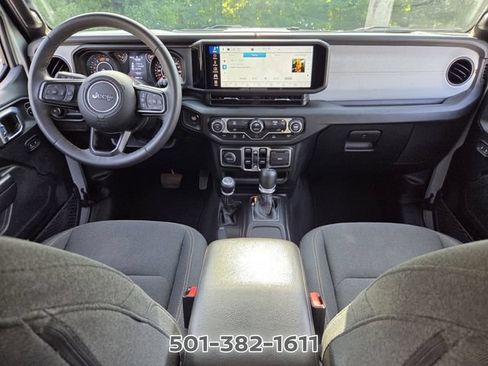 Used 2024 Jeep Wrangler Unlimited Sport AWD/4WD image 12