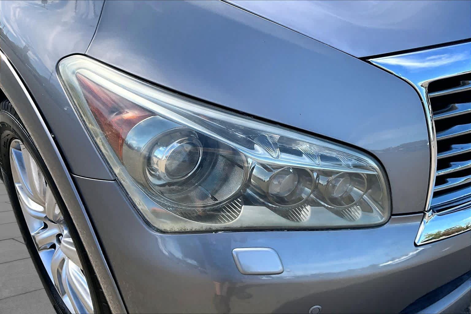 Used 2012 INFINITI QX56 4WD w/ Deluxe Touring Pkg image 27