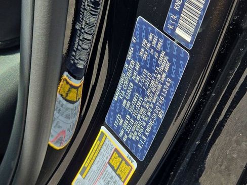 New 2026 Kia Carnival EX image 13