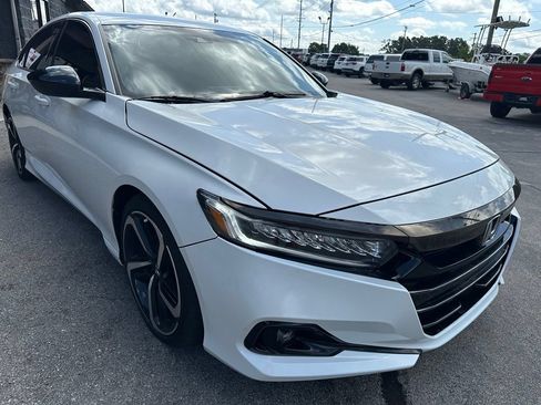 Used 2022 Honda Accord Sport image 5