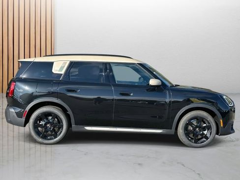 New 2026 MINI Cooper Countryman S image 2