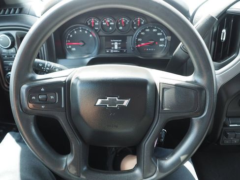 Used 2019 Chevrolet Silverado 1500 Custom Trail Boss w/ Custom Convenience Package AWD/4WD image 27