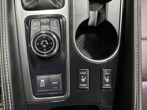 Used 2022 Nissan Maxima SV w/ Floor Mat Group FWD image 23