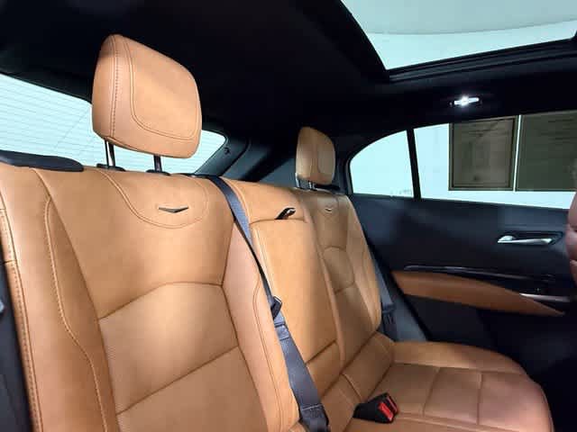 Used 2024 Cadillac XT4 Premium Luxury w/ Technology Package FWD image 18