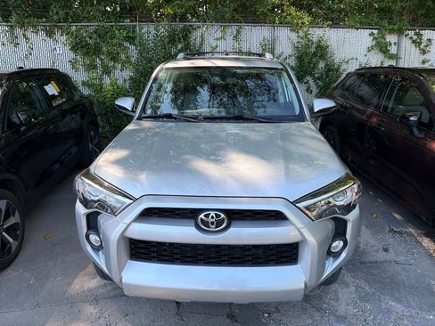 Used 2014 Toyota 4Runner SR5 Premium AWD/4WD image 2