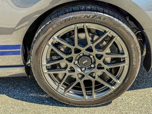 Used 2014 Ford Mustang Shelby GT500 w/ Equipment Group 821A RWD image 19