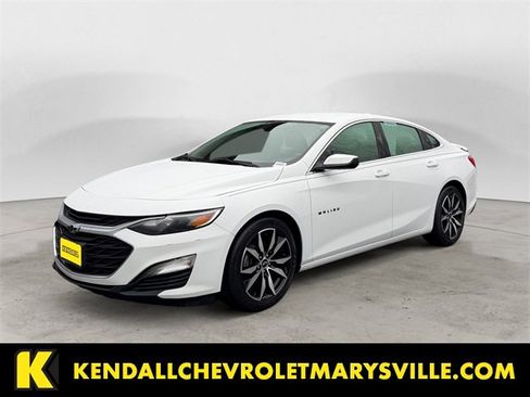 Used 2021 Chevrolet Malibu RS image 1