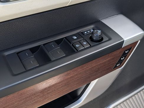 Used 2023 Toyota Sequoia Capstone image 19