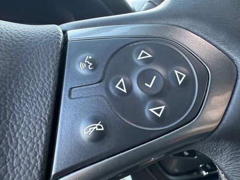 Used 2017 Chevrolet Silverado 1500 LTZ w/ Texas Edition RWD image 8