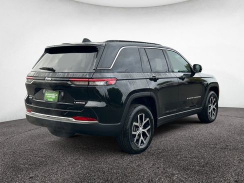 New 2025 Jeep Grand Cherokee Limited w/ Trailer Tow Package image 5