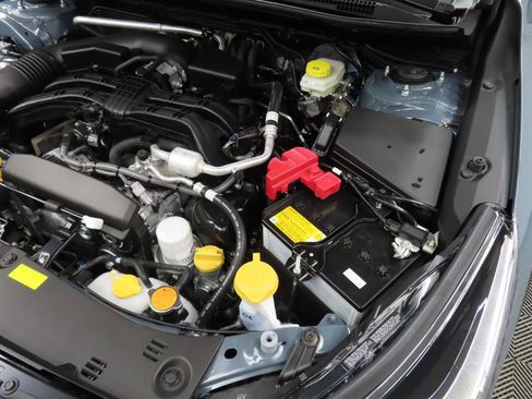 Used 2025 Subaru Crosstrek 2.0i Premium AWD/4WD image 19