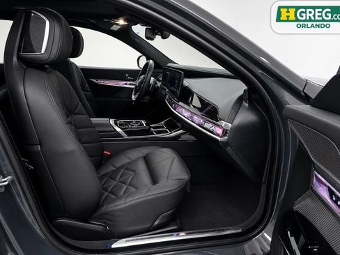 Used 2026 BMW 740i w/ Premium Package RWD image 14