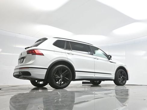 Used 2023 Volkswagen Tiguan SE R-Line FWD image 45
