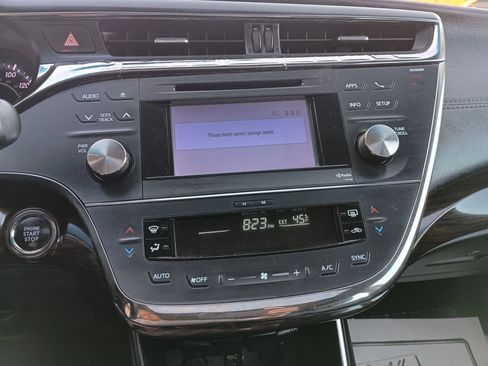 Used 2013 Toyota Avalon XLE Touring FWD image 15