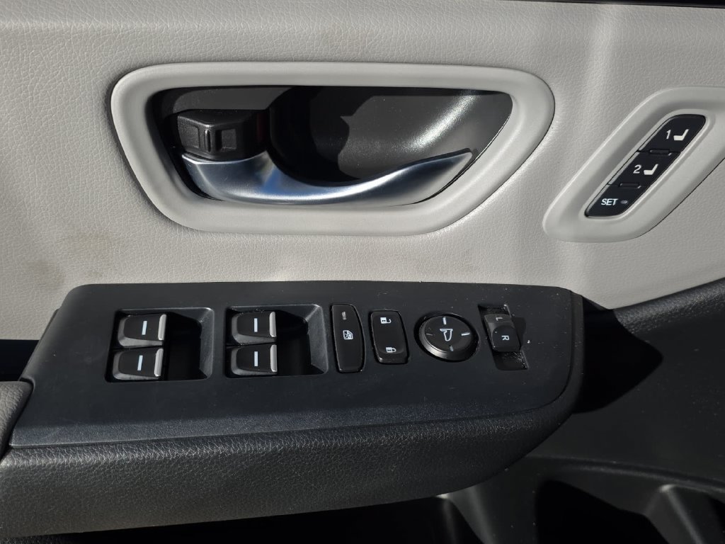 Used 2025 Honda Pilot Touring image 27