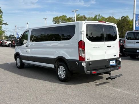 Used 2018 Ford Transit 350 XLT RWD image 3