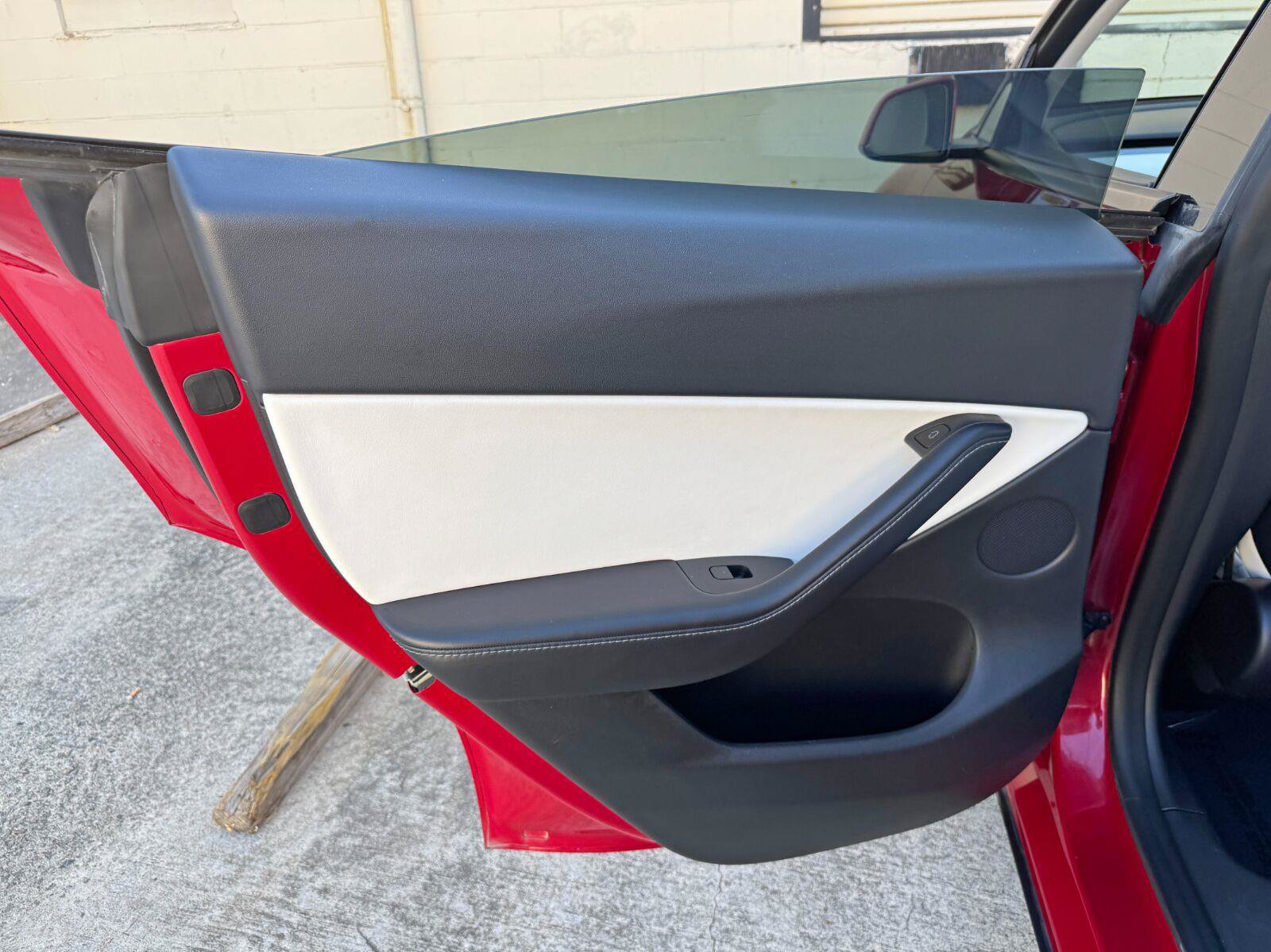 Used 2022 Tesla Model Y Performance AWD/4WD image 42