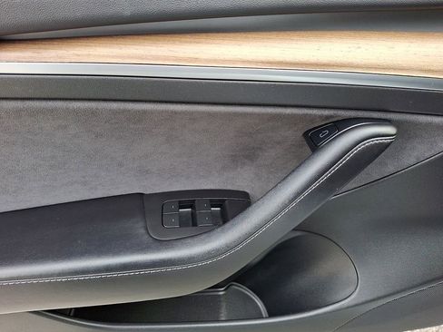 Used 2022 Tesla Model 3 Long Range image 13