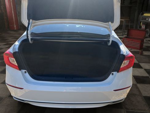 Used 2020 Honda Accord LX image 9