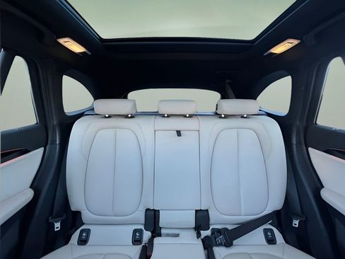 Used 2022 BMW X1 xDrive28i w/ Convenience Package image 16