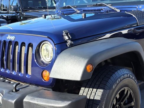 Used 2013 Jeep Wrangler Sport image 8