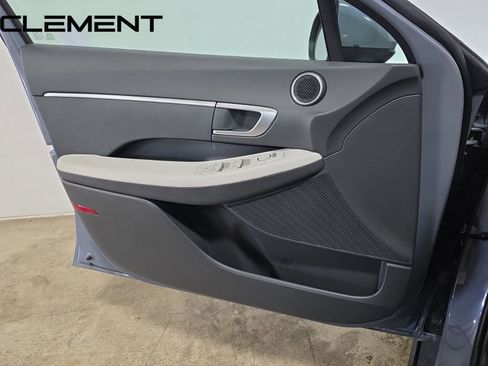 Certified 2025 Hyundai Sonata SE image 27