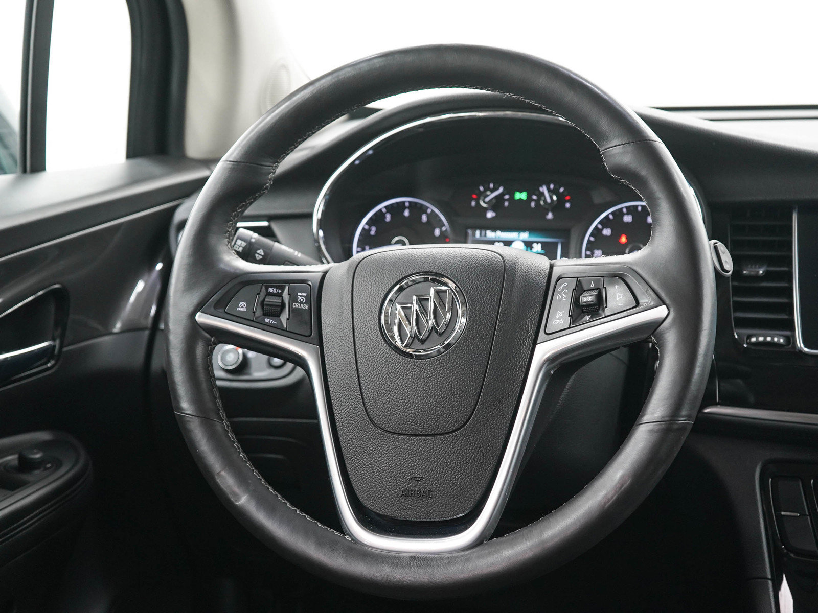 Used 2018 Buick Encore Essence AWD/4WD image 16