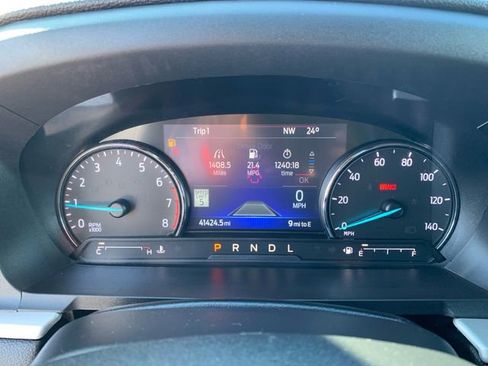 Used 2022 Ford Explorer XLT w/ Equipment Group 202A image 23