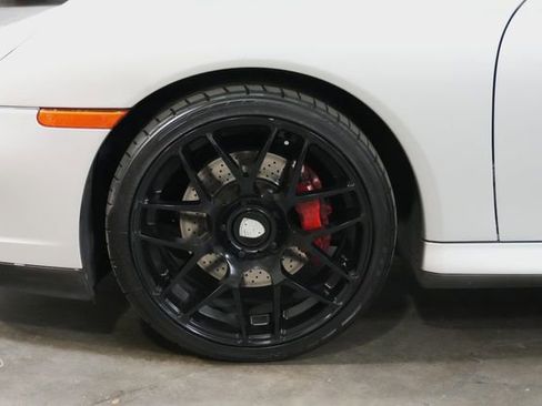 Used 2004 Porsche 911 Carrera RWD image 11