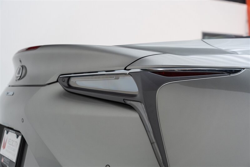 Used 2024 Lexus LC 500 Convertible w/ Touring Package RWD image 28